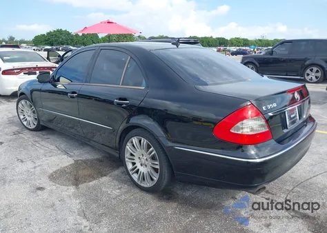 2007 Mercedes-Benz E 350 z USA, uszkodzony, nr VIN WDBUF56X27B020359